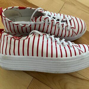 KEDS Triple Kick Platform Sneakers White X Red stripes - Size 9 *** LIKE NEW ***